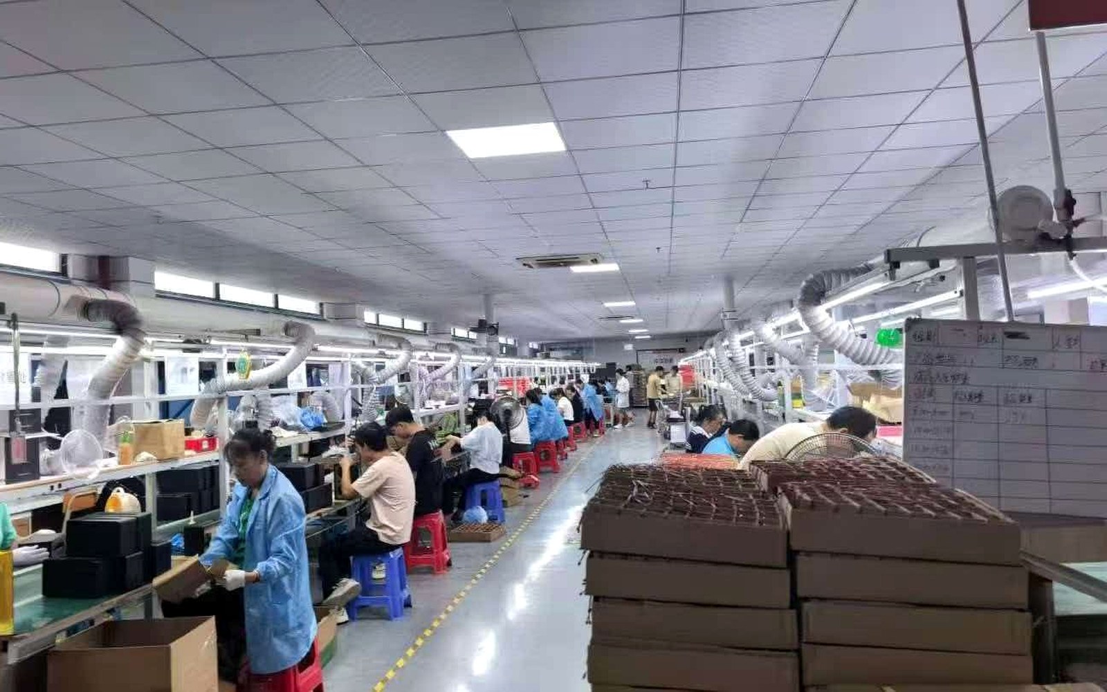 樟洋市场附近电子厂车间实拍